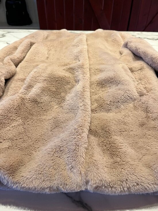 Sanctuary Jackets & Blazers - Sanctuary Plush Faux Fur Collarless Jacket Cozy Beige Cream - Size: XS